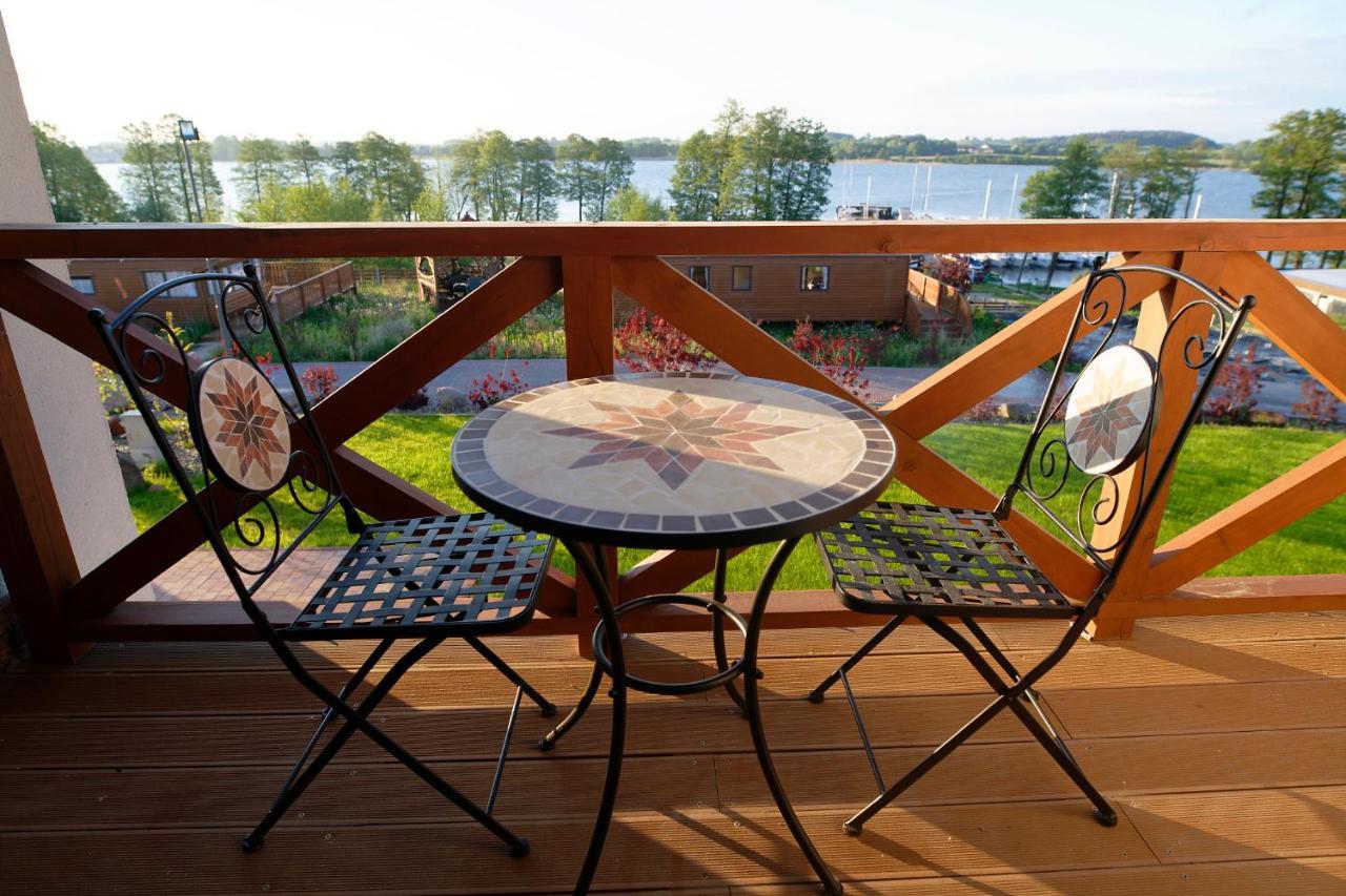 Czapla Stare Sady Bed & Breakfast Mikołajki Екстериор снимка