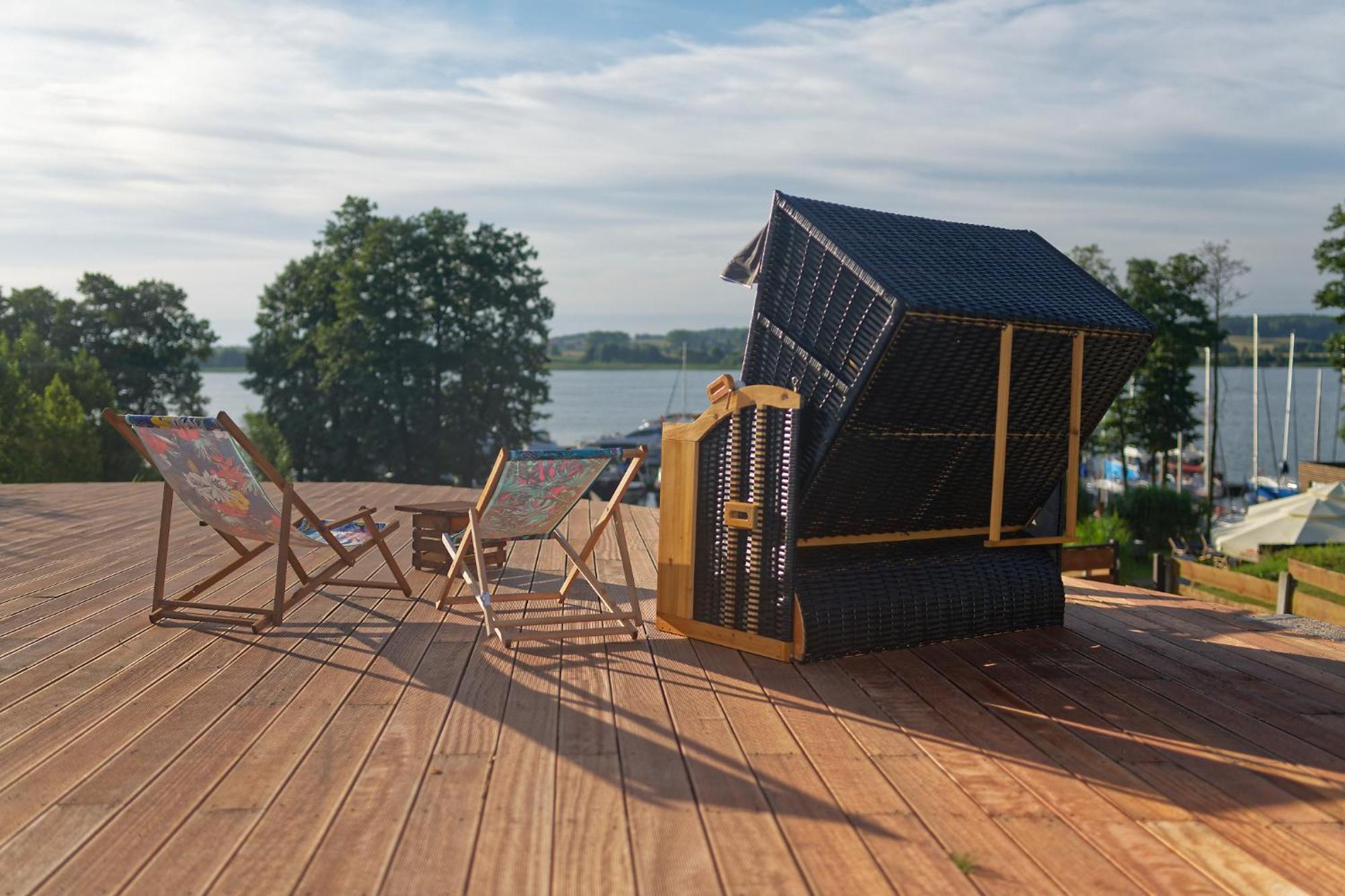 Czapla Stare Sady Bed & Breakfast Mikołajki Екстериор снимка